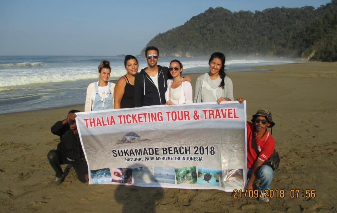 Thalia Homestay & Ijen Bromo Tour Banyuwangi  Zewnętrze zdjęcie